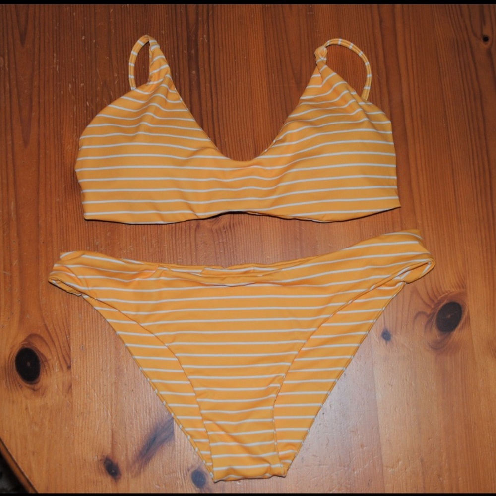 Cupshe Junior’s Small Yellow/White Striped Bikini